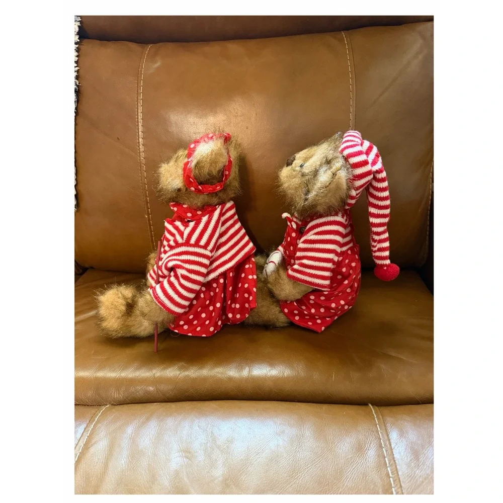 Tender Hearted Collectibles Christmas Teddy Bears Red White Polka Dot Set of 2